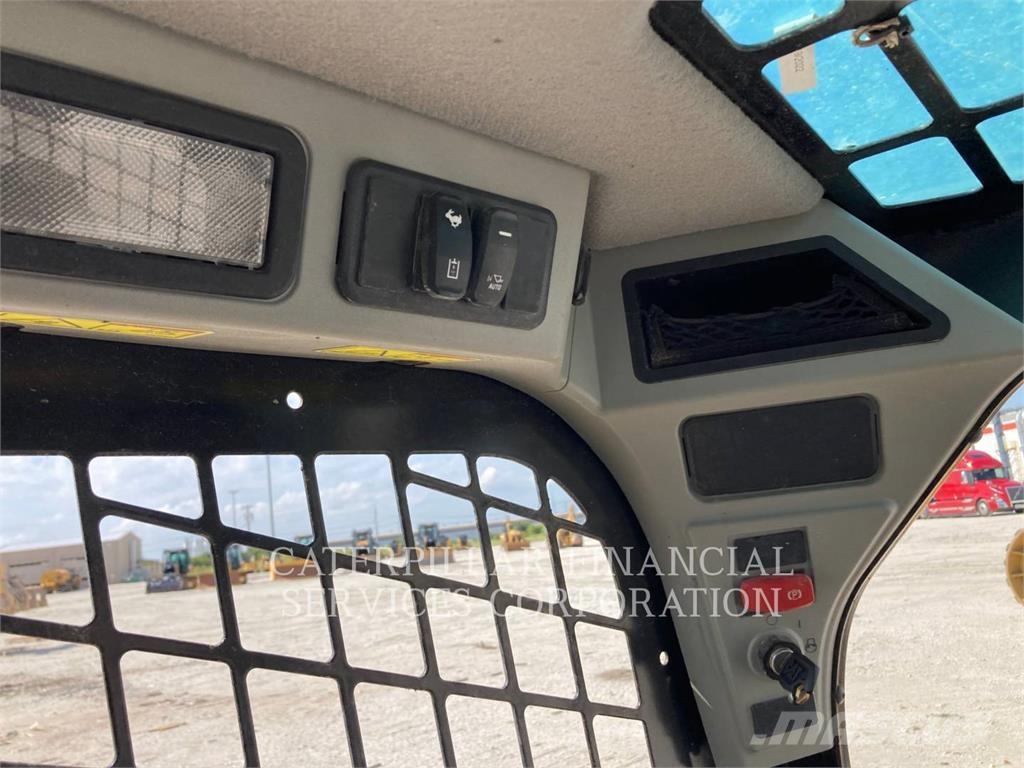 CAT 259D3 Roomiklaadurid