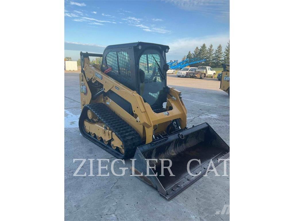 CAT 259D3 Roomiklaadurid