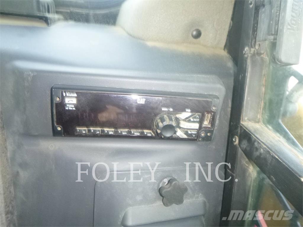 CAT 259D3 Roomiklaadurid