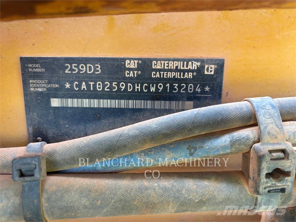 CAT 259D3 Roomiklaadurid