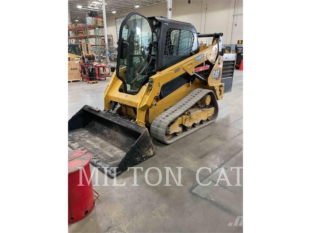 CAT 259D3 Roomiklaadurid