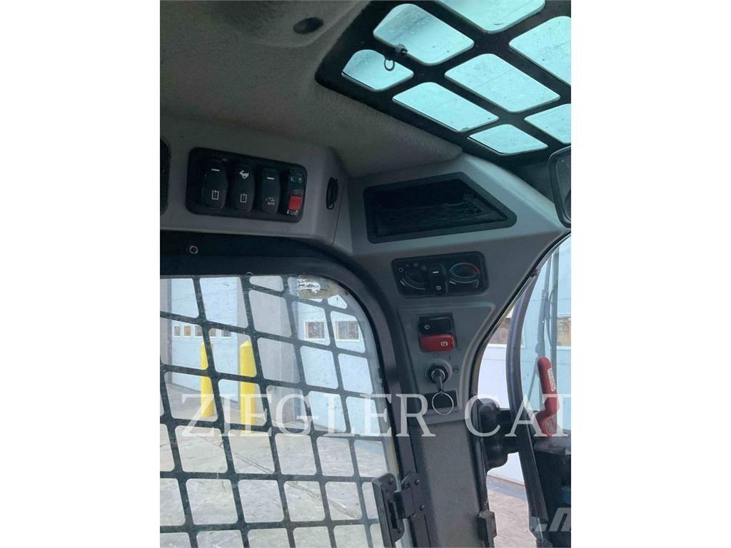 CAT 259D3 Roomiklaadurid