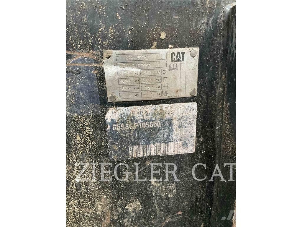 CAT 259D3 Roomiklaadurid