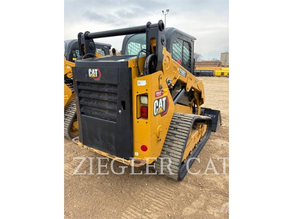 CAT 259D3 Roomiklaadurid
