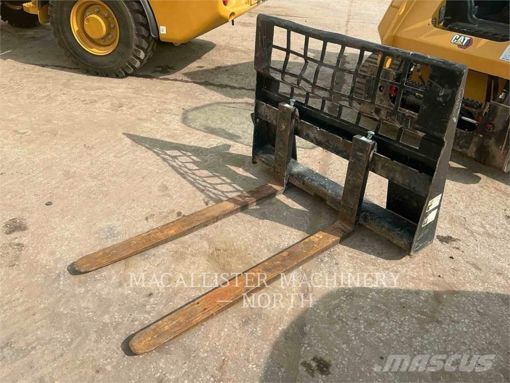 CAT 259D3 AQB Kompaktlaadurid