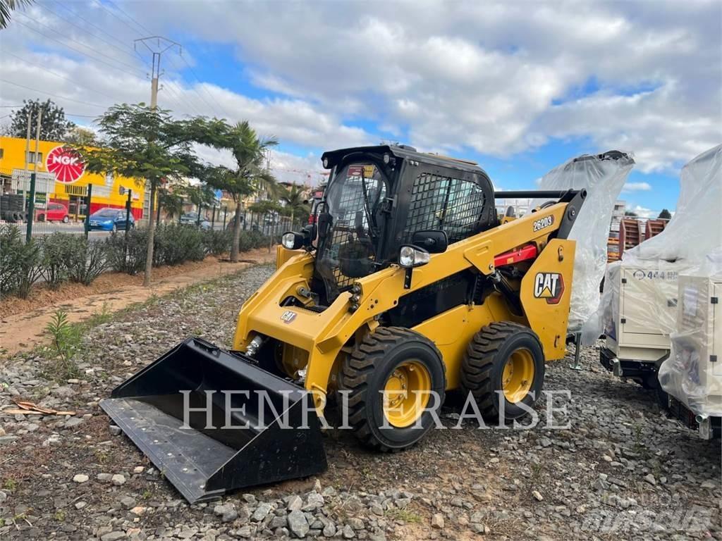 CAT 262 D Kompaktlaadurid