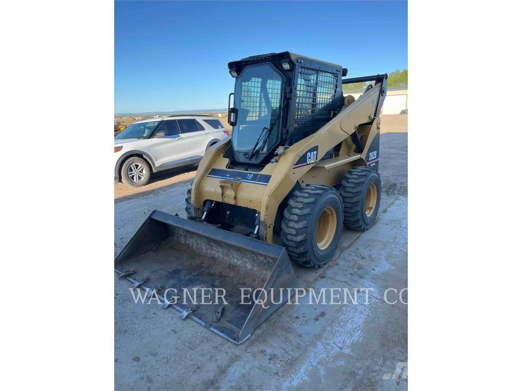 CAT 262B Kompaktlaadurid