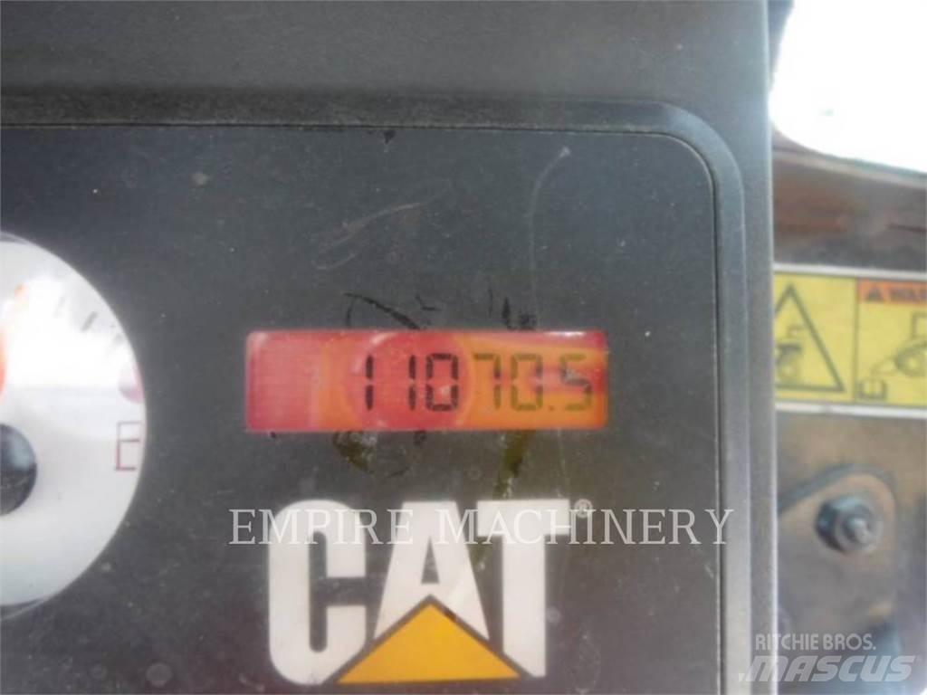 CAT 262C XPS Kompaktlaadurid