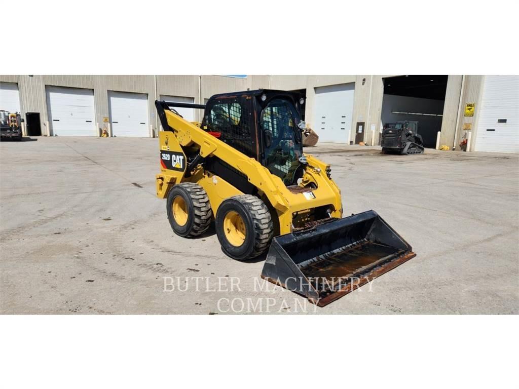 CAT 262D Kompaktlaadurid