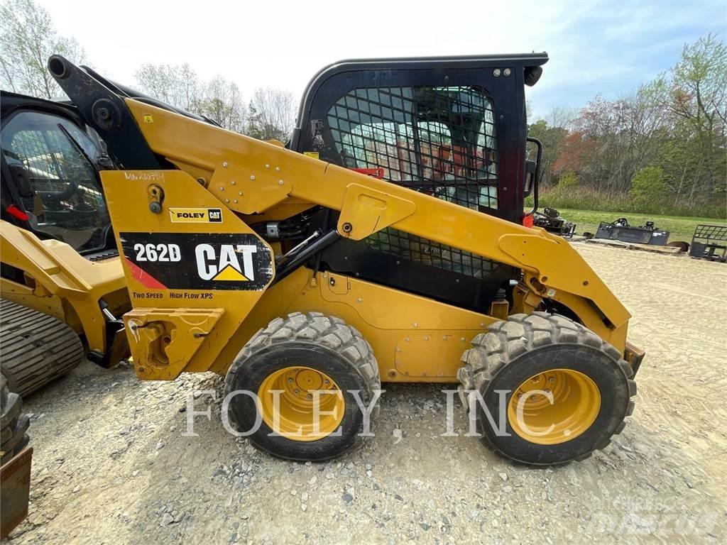 CAT 262D Kompaktlaadurid