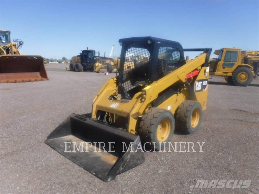 CAT 262D Kompaktlaadurid