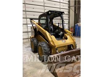 CAT 262D 3 Kompaktlaadurid