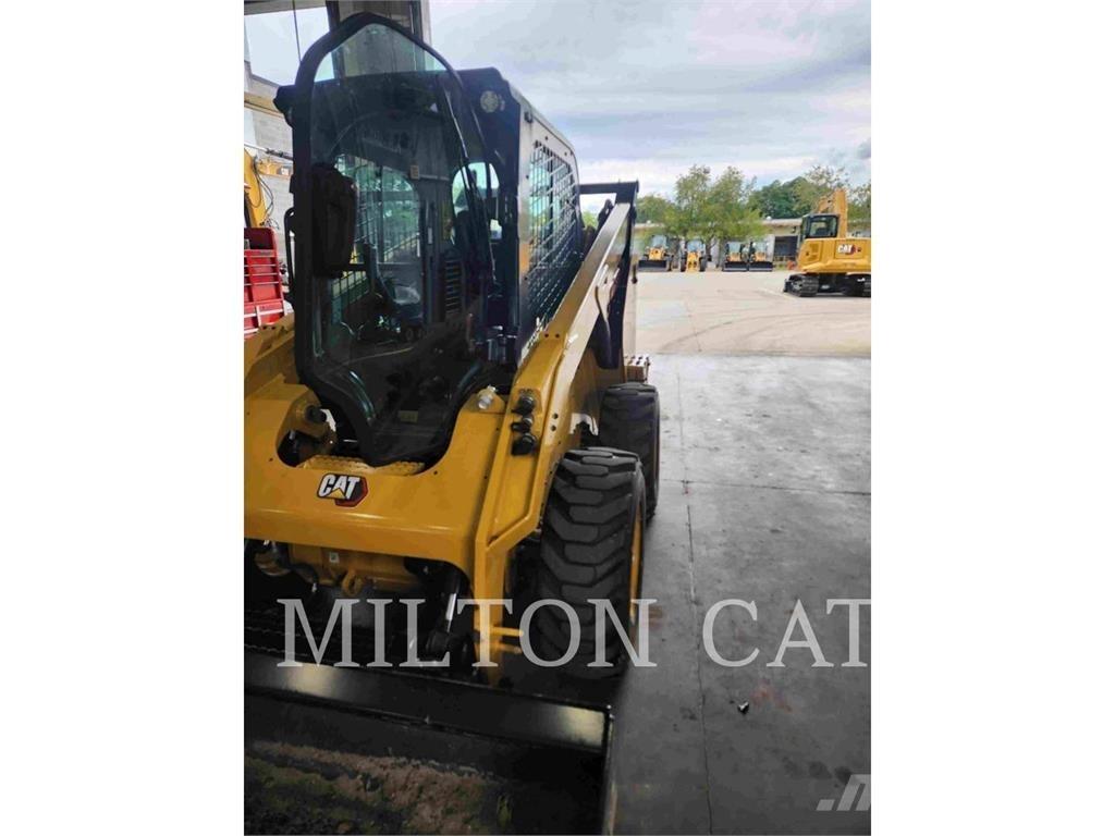 CAT 262D 3 Kompaktlaadurid