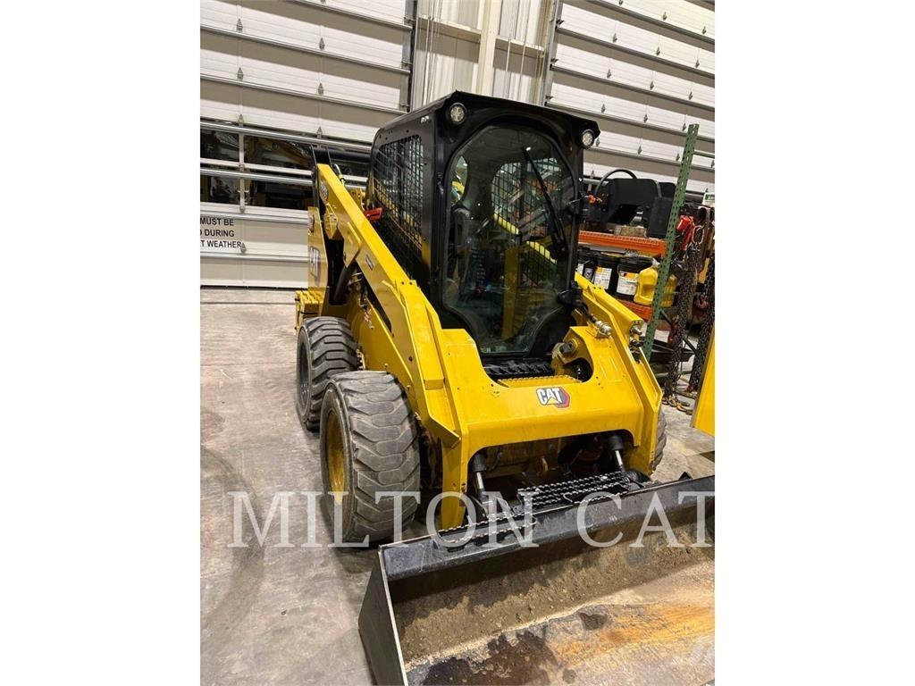 CAT 262D 3 Kompaktlaadurid