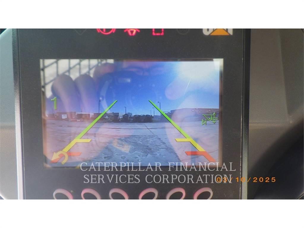 CAT 262D3 Kompaktlaadurid