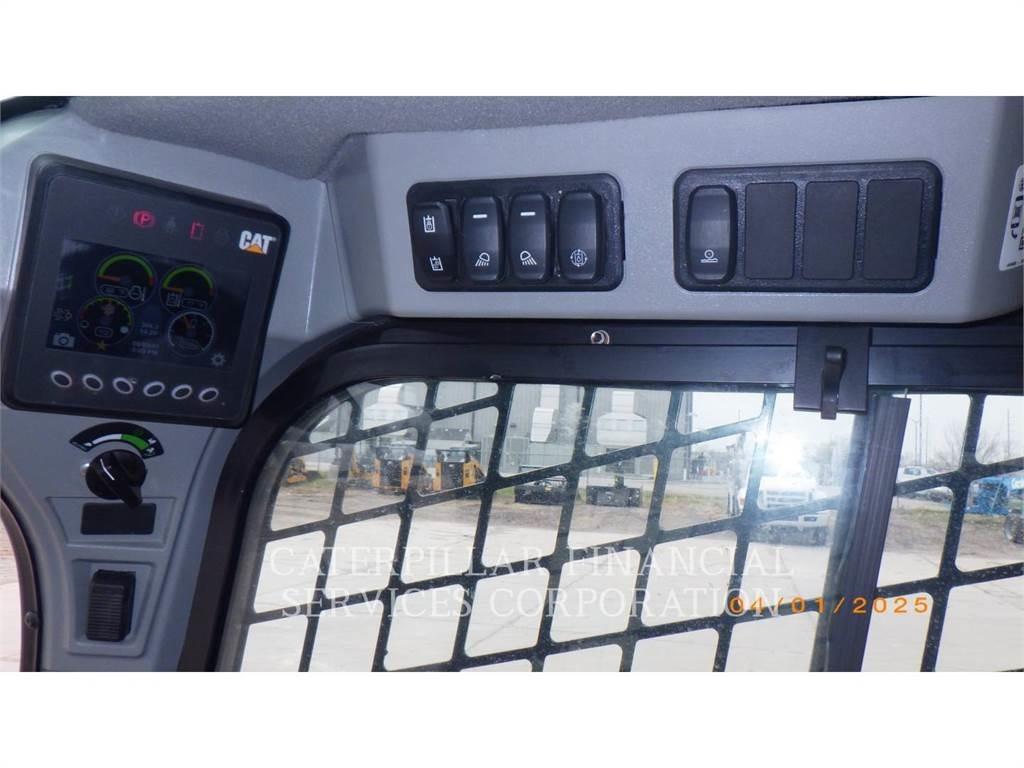 CAT 262D3 Kompaktlaadurid
