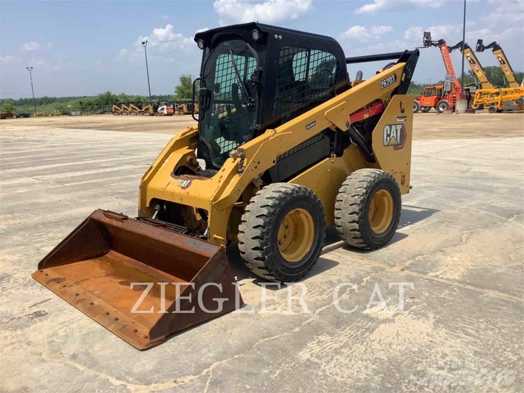 CAT 262D3 Kompaktlaadurid