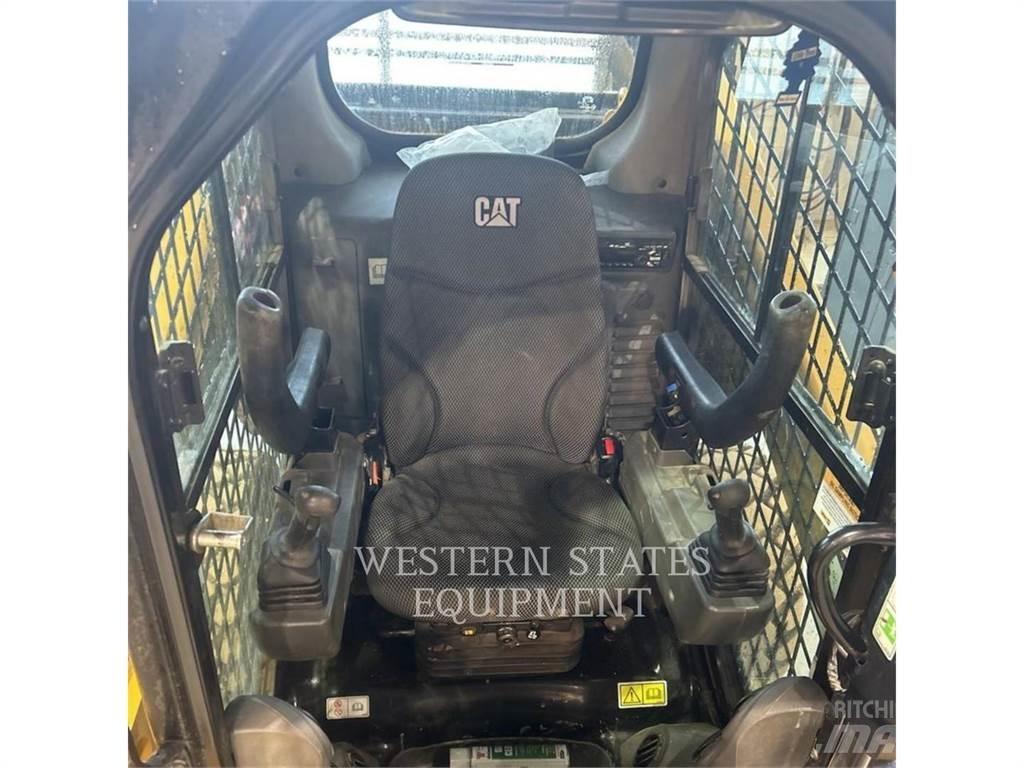 CAT 262D3 Kompaktlaadurid