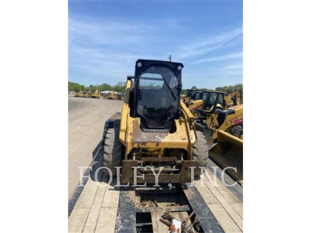 CAT 262D3 Kompaktlaadurid