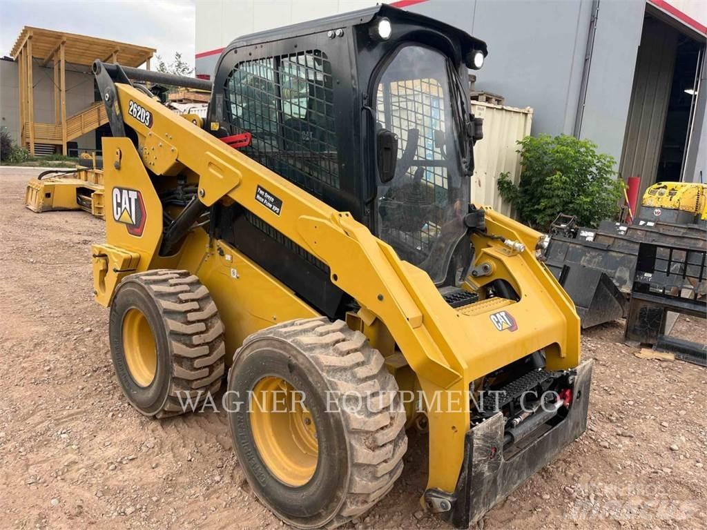 CAT 262D3 Kompaktlaadurid
