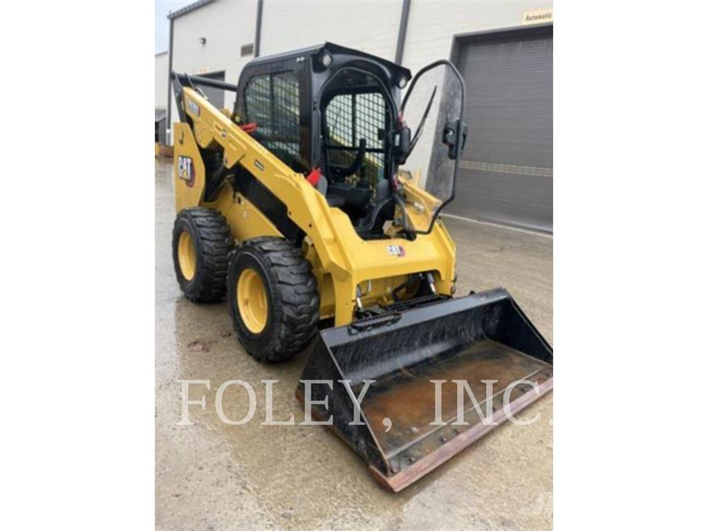 CAT 262D3 Kompaktlaadurid