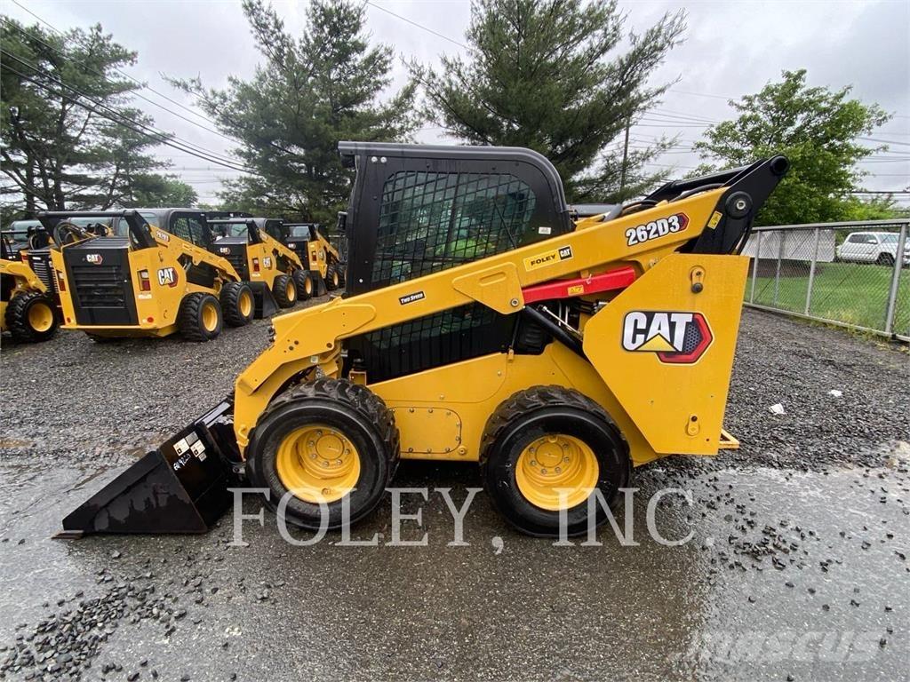 CAT 262D3 Kompaktlaadurid