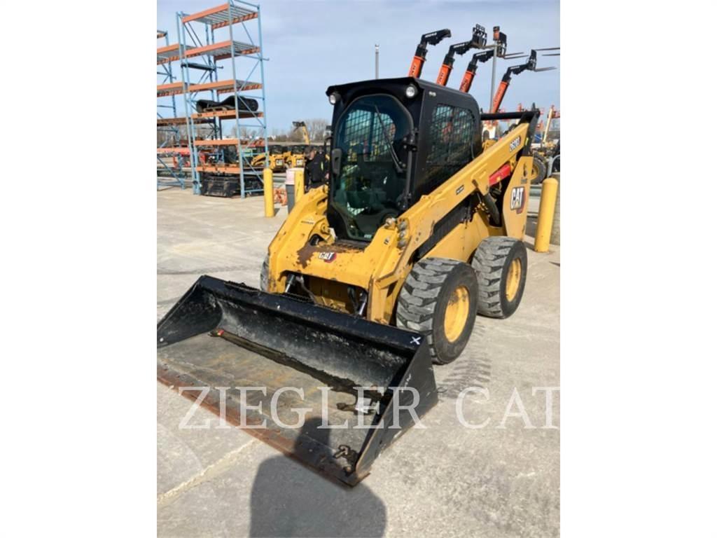 CAT 262D3 Kompaktlaadurid
