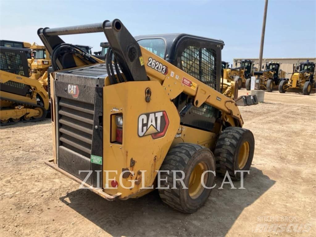 CAT 262D3 Kompaktlaadurid