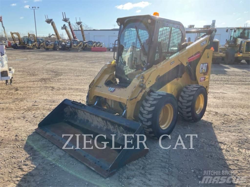 CAT 262D3 Kompaktlaadurid
