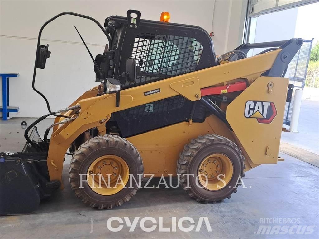 CAT 262D3 Kompaktlaadurid