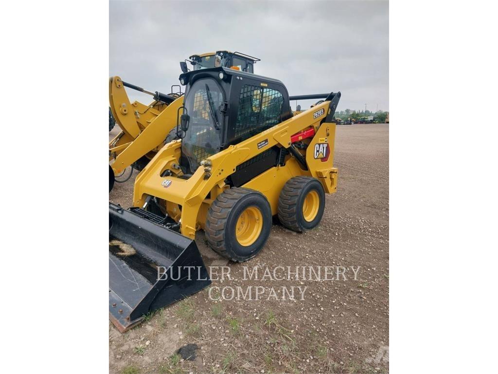 CAT 262D3 Kompaktlaadurid