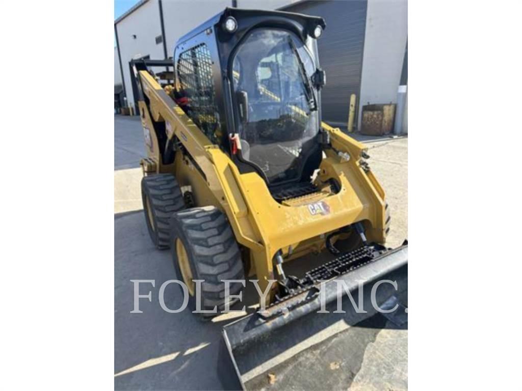 CAT 262D3 Kompaktlaadurid