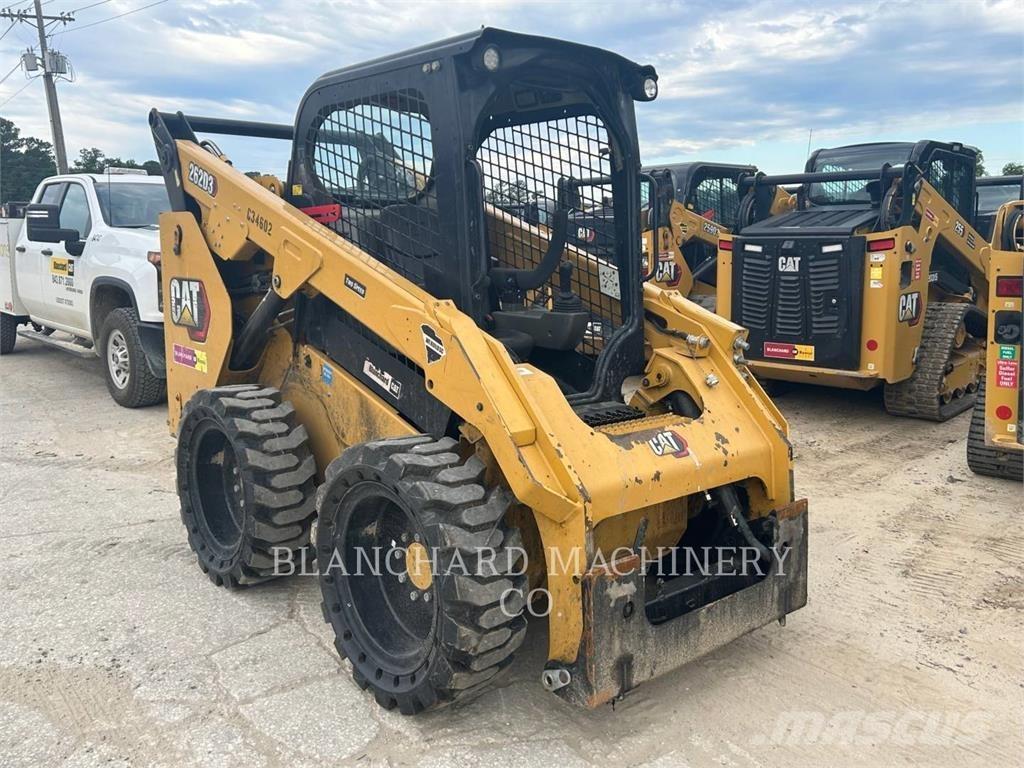 CAT 262D3 Kompaktlaadurid