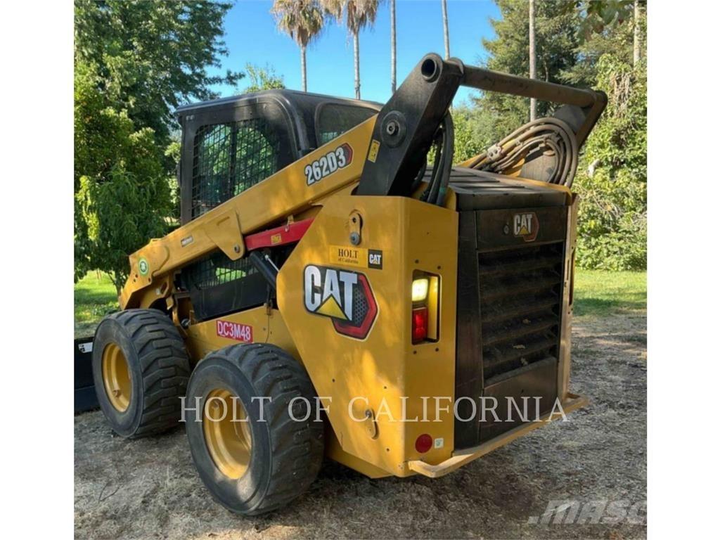 CAT 262D3 Kompaktlaadurid