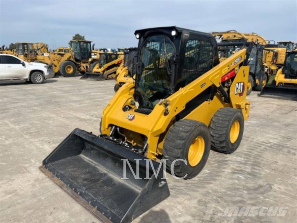 CAT 262D3 Kompaktlaadurid
