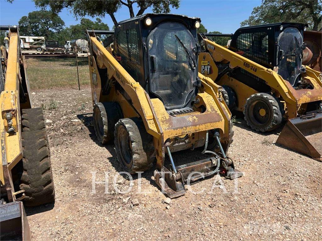 CAT 262D3 Kompaktlaadurid