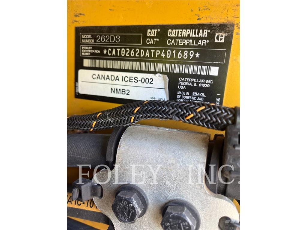CAT 262D3 Kompaktlaadurid