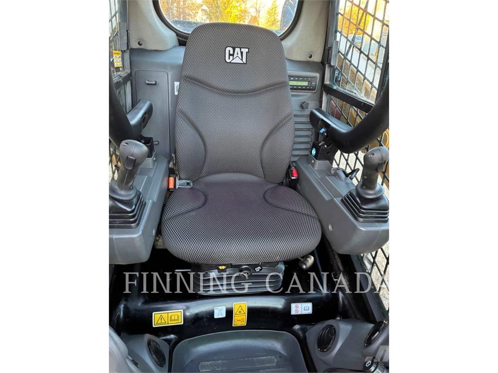 CAT 262D3 Kompaktlaadurid