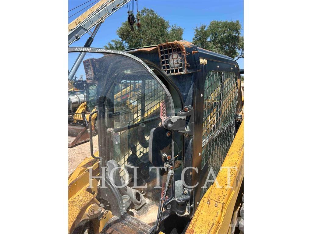 CAT 262D3 Kompaktlaadurid