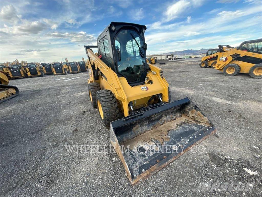 CAT 262D3 C3H2 Kompaktlaadurid