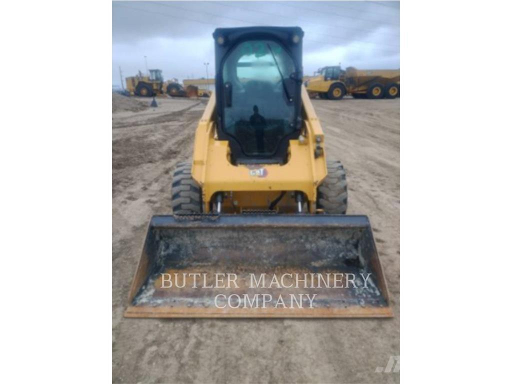 CAT 262D3 C3H3 Kompaktlaadurid