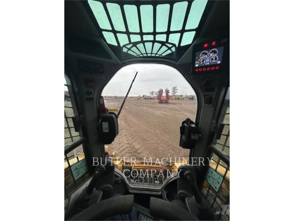 CAT 262D3 C3H3 Kompaktlaadurid