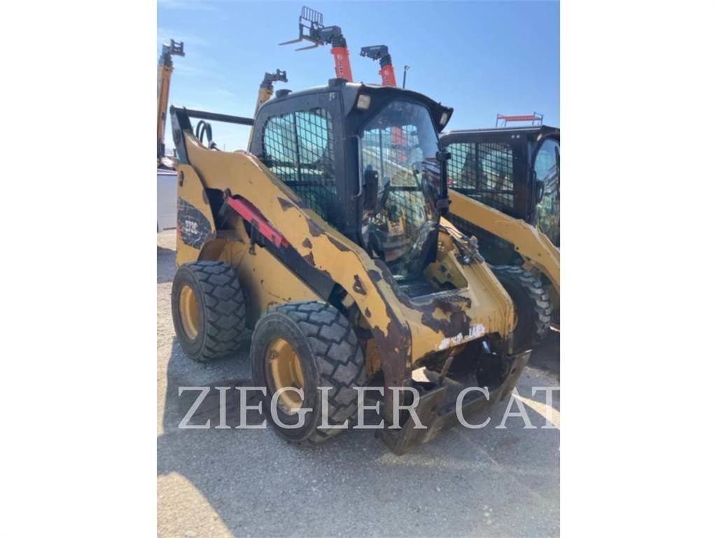 CAT 272C Kompaktlaadurid