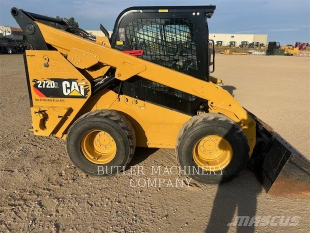 CAT 272D Kompaktlaadurid