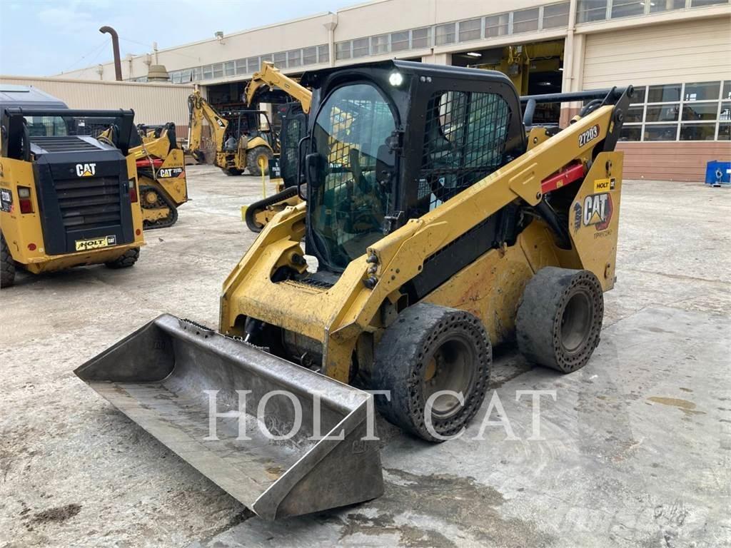 CAT 272D CAB Rataslaadurid
