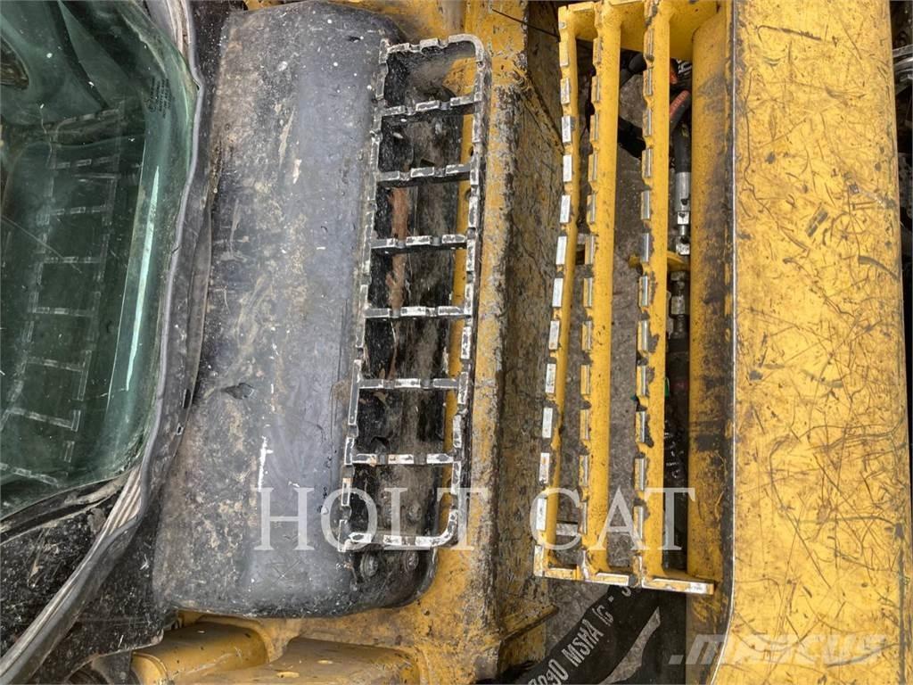 CAT 272D CAB Rataslaadurid