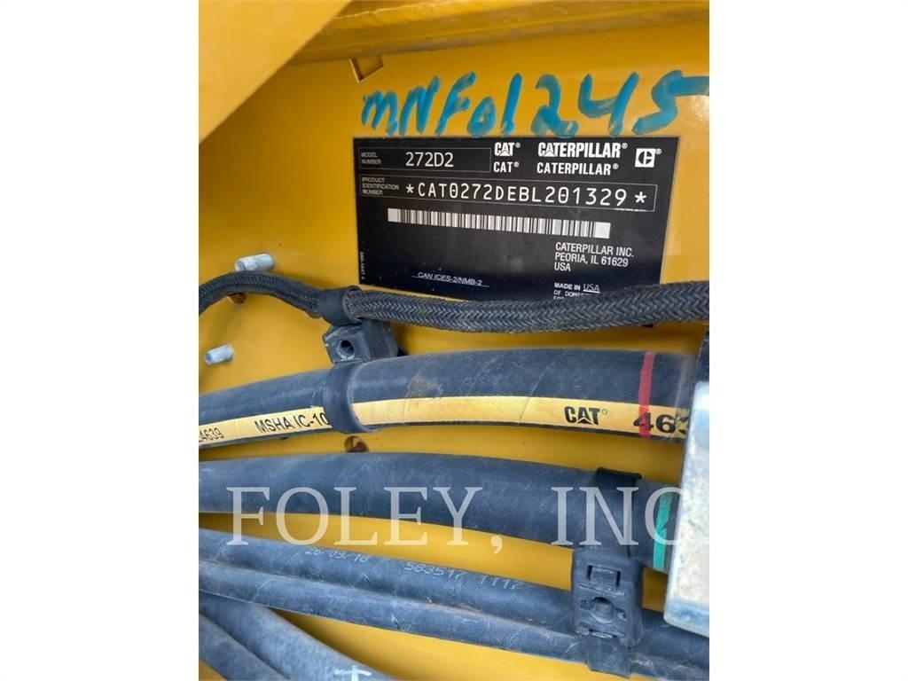 CAT 272D2 Kompaktlaadurid