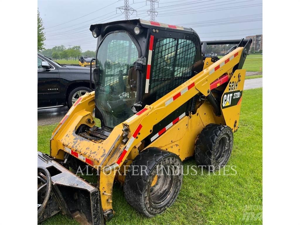 CAT 272D2 Kompaktlaadurid