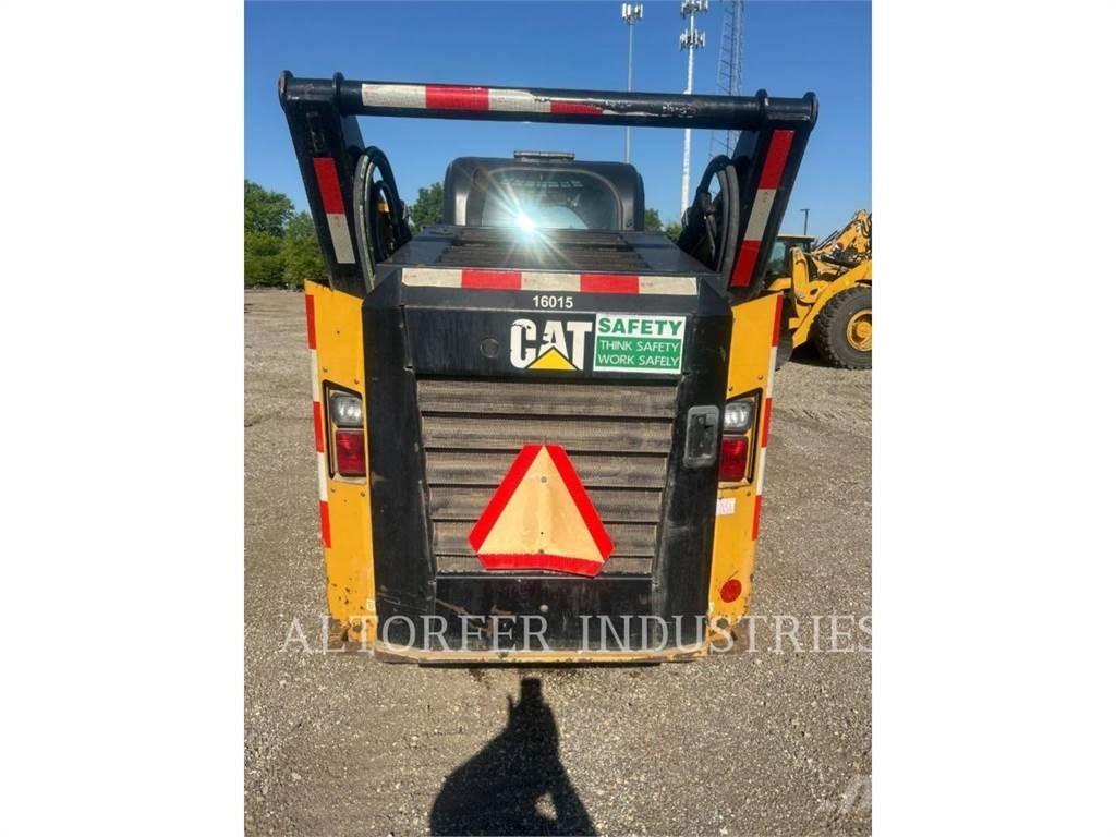 CAT 272D2 Kompaktlaadurid