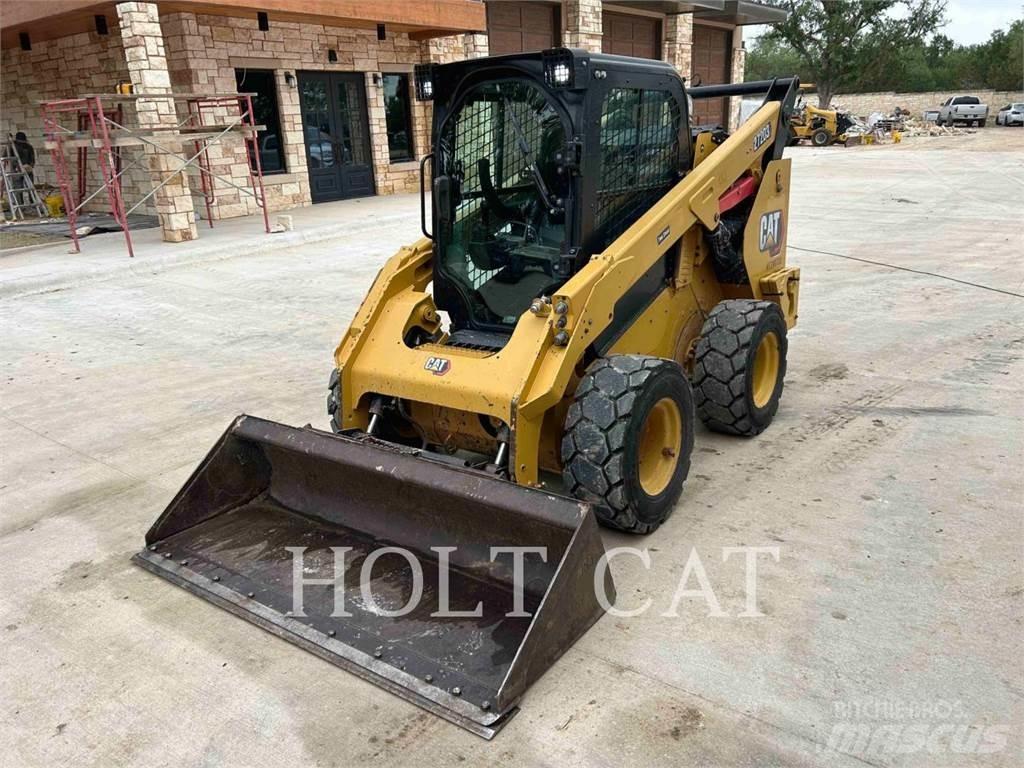 CAT 272D3 Kompaktlaadurid